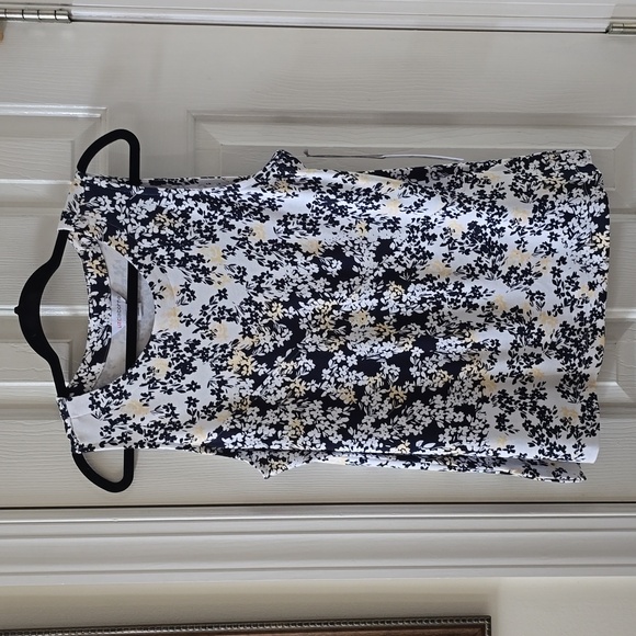 LIZ CLAIBORNE WOMEN'S BLUE AND WHITE FLORAL SUMMER TANK TOP SIZE XL - Picture 1 of 13